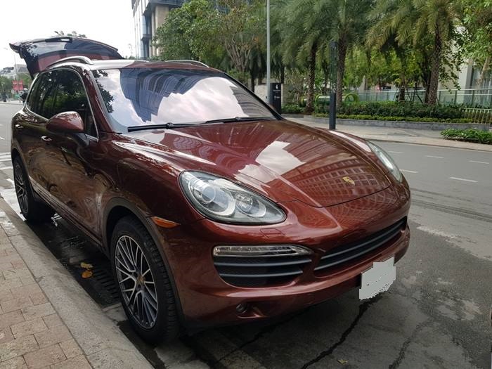 Thay Ắc quy xe Porsche Cayman tại nhà 0333266768