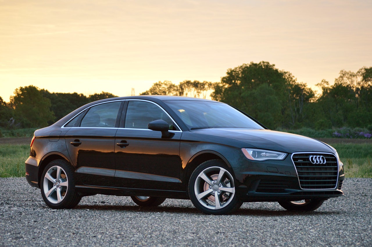 thay ắc quy xe Audi A3 tại nhà lh 0333266768