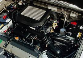 thay ắc quy xe Isuzu Trooper tại nhà 