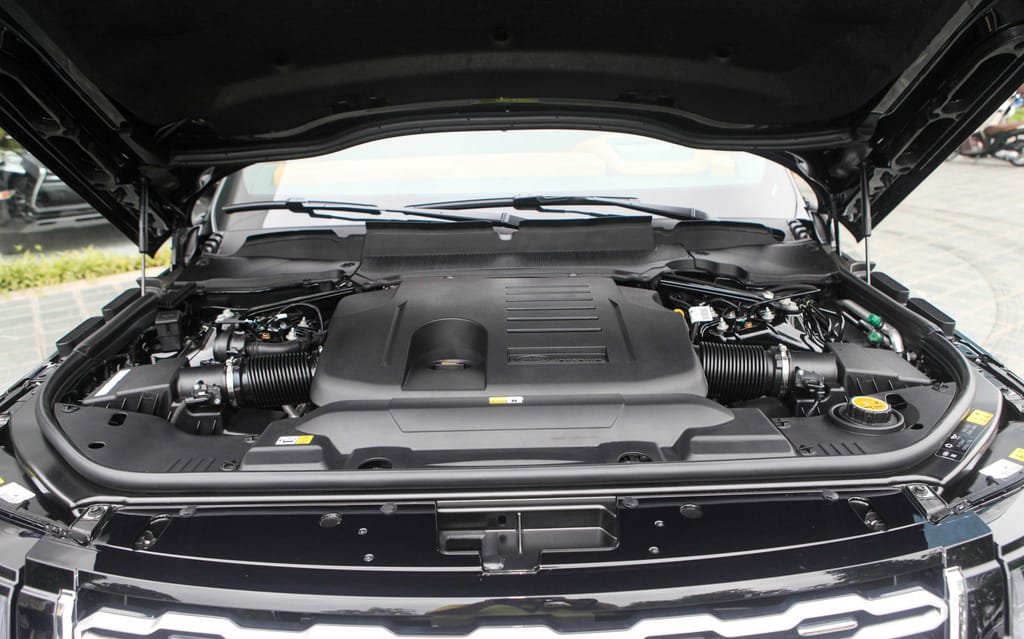 thay ắc quy xe Land Rover Freelander tại nhà 0333266768