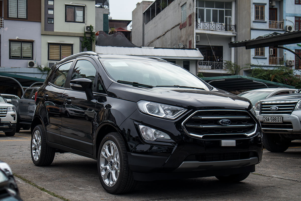 thay ắc quy xe xe Ford Ecosport tại nhà 0333266768