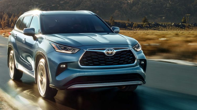 thay ắc quy xe Toyota Highlander tại nhà lh:0333266768