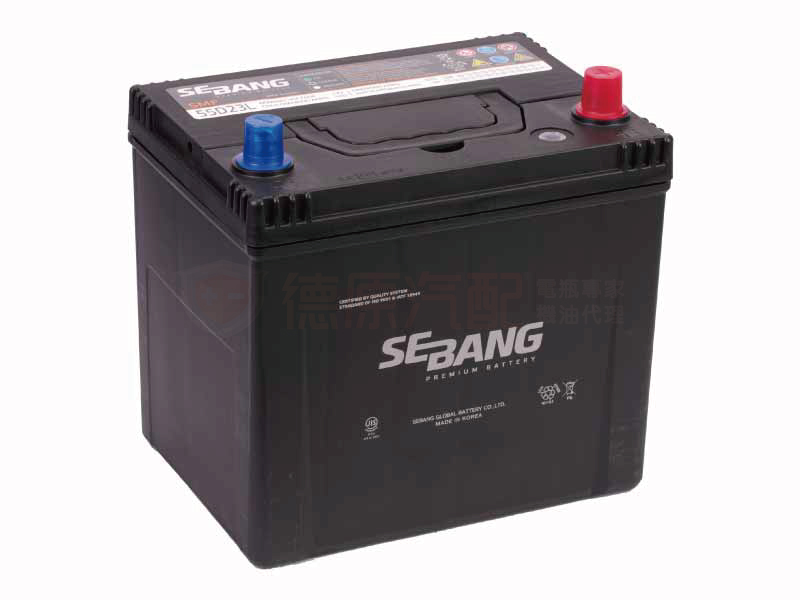 thay ắc quy xe Toyota Raize tại nhà